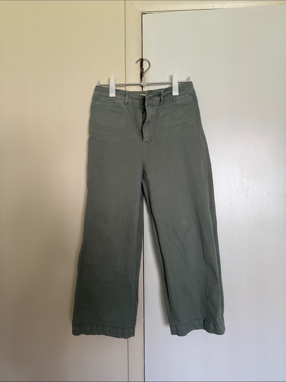 Tgla Olive Green Wide-Leg Crop Jeans